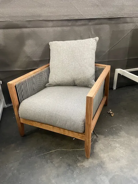 Lima Single Sofa
