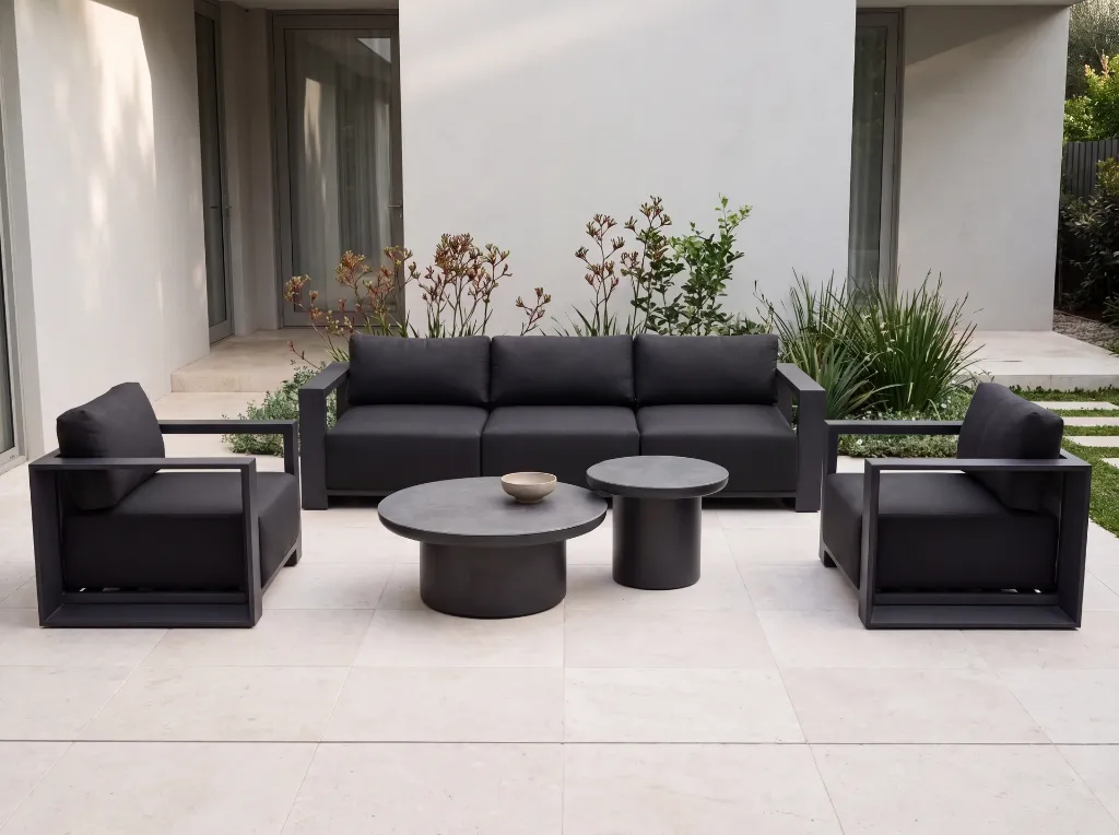 C3 - Baltimore Lounge 5-seat Setting - Charcoal - 4K.webp
